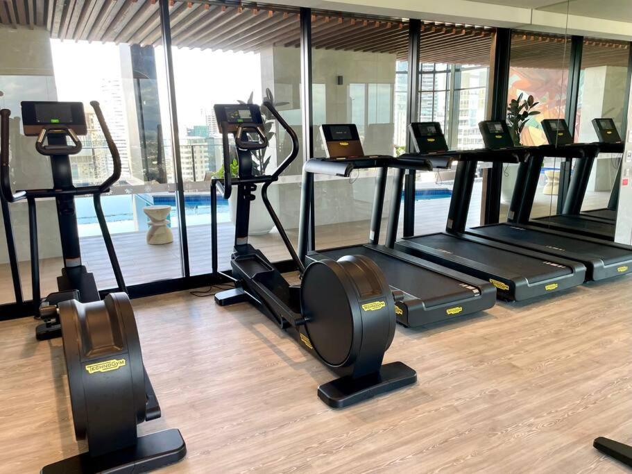Stunning Riverview 1Bedroom Serviced Apt غولد كوست المظهر الخارجي الصورة